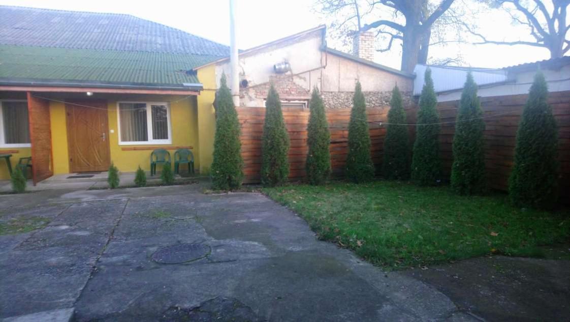 Садиба У Яноша 维诺吉拉季夫 外观 照片